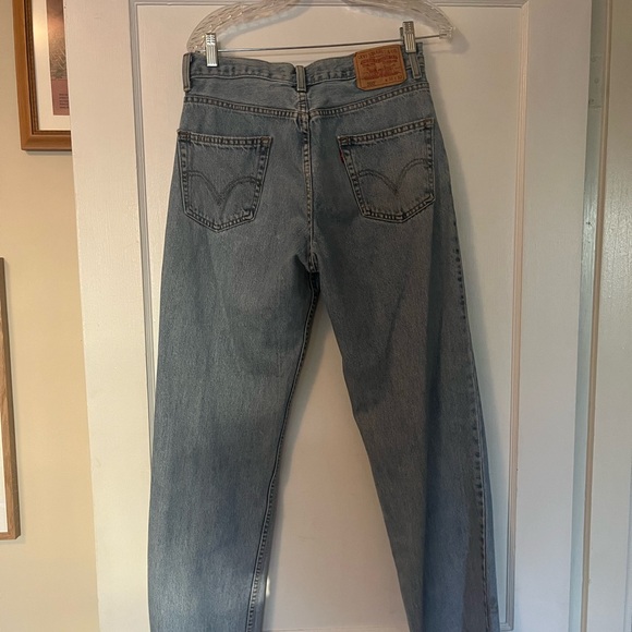 Vintage Levi’s 550 Jeans - Picture 8 of 9